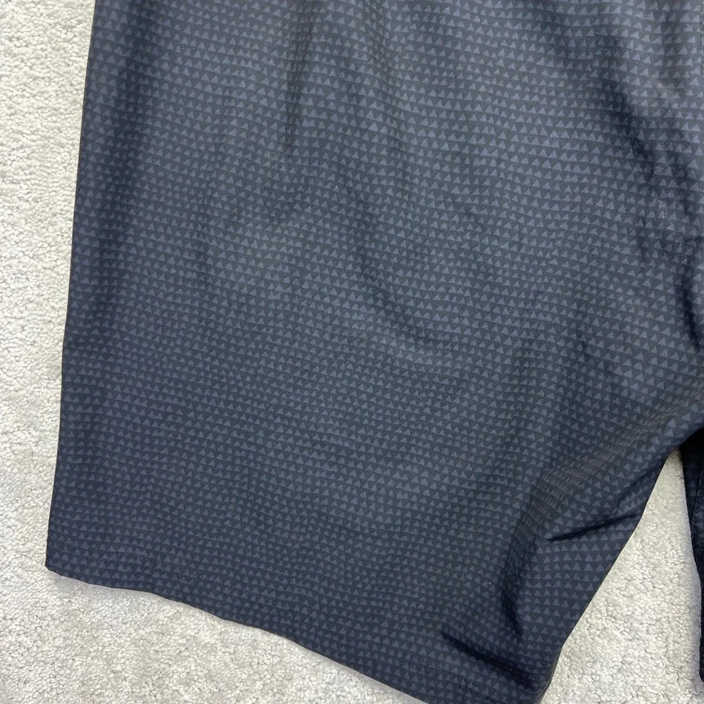 Maui Rippers Board Shorts Womens 14 (36) Black Geometric Swim Trunks Cargo Surf
